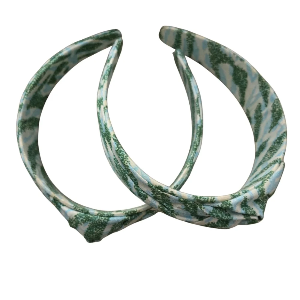 NWOT Aerie Green White Patterned Headband Set Small For Juniors Or Kids